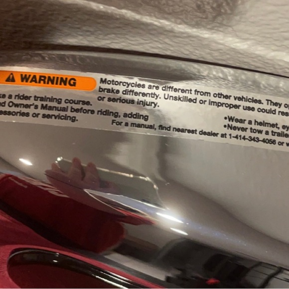 Harley Davidson OEM 107 Air Cleaner Cover - Picture 2 of 3